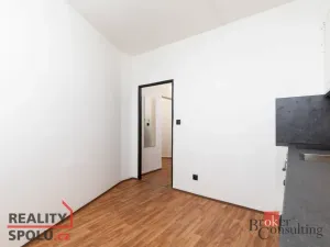 Pronájem bytu 1+1, Ostrava - Zábřeh, Výškovická, 37 m2