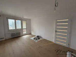 Prodej bytu 2+1, Vsetín, Luh, 54 m2