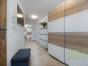 Prodej bytu 3+kk, Praha, Šífařská, 83 m2