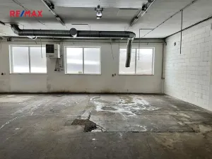 Pronájem výrobních prostor, Měřín, 454 m2