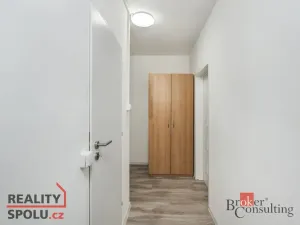 Pronájem bytu 1+1, Jablonec nad Nisou, Jizerská, 40 m2