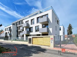 Prodej bytu 1+kk, Praha - Dolní Chabry, Ústecká, 31 m2