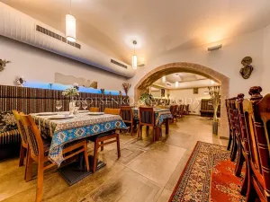 Prodej činžovního domu, Praha - Nové Město, Tyršova, 655 m2