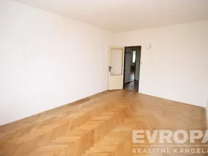 Pronájem bytu 2+1, Plzeň, Luďka Pika, 61 m2