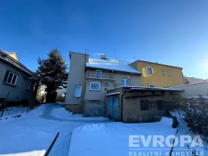 Prodej rodinného domu, Plzeň - Doubravka, Na Dlouhých, 200 m2