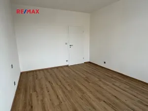 Pronájem bytu 2+kk, Velvary, Školní, 71 m2