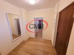 Prodej bytu 3+1, Praha, Hněvkovského, 77 m2