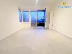 Pronájem bytu 2+kk, Praha - Záběhlice, Klapálkova, 58 m2