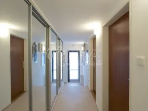 Pronájem kanceláře, Praha - Kunratice, Ke hrádku, 417 m2