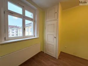 Pronájem bytu 2+1, Teplice, J. V. Sládka, 78 m2