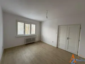 Pronájem bytu 2+1, Chomutov, Václavská, 62 m2