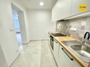 Pronájem bytu 2+1, Opava - Předměstí, náměstí Svaté Trojice, 57 m2