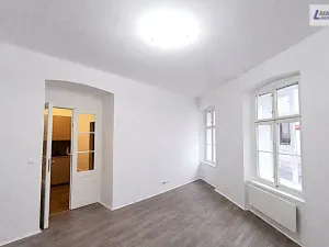 Pronájem bytu 1+1, Příbram - Příbram II, Mariánské údolí, 30 m2