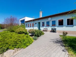 Pronájem skladu, Sosnová, 4438 m2