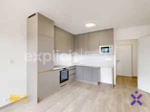 Pronájem bytu 1+kk, Zlín, Nad Stráněmi, 34 m2