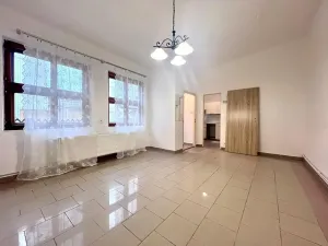 Pronájem bytu 1+1, Praha - Modřany, U pily, 44 m2