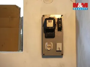 Pronájem garáže, Plzeň - Jižní Předměstí, Brožíkova, 15 m2