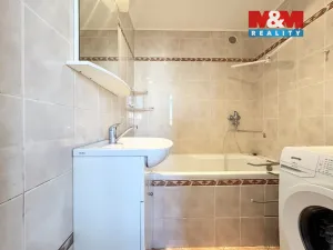 Pronájem bytu 2+1, Velešín, Sídliště, 61 m2