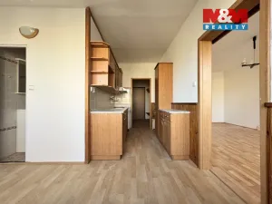 Pronájem bytu 2+1, Velešín, Sídliště, 61 m2