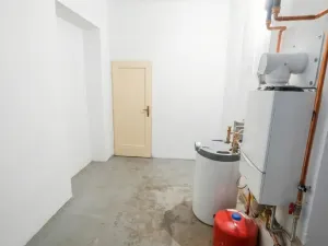 Prodej rodinného domu, Dobrovice, Palackého náměstí, 300 m2