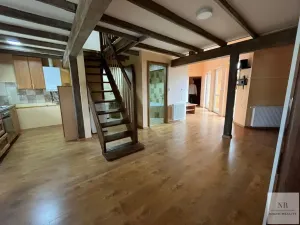 Pronájem bytu 2+kk, Karlovy Vary, Závodu míru, 68 m2