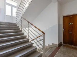 Prodej bytu 3+1, Praha - Bubeneč, Jugoslávských partyzánů, 79 m2