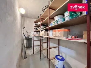 Pronájem výrobních prostor, Sazovice, 210 m2