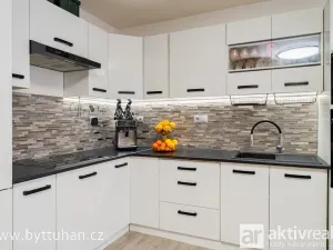 Prodej bytu 3+kk, Tuhaň, 79 m2