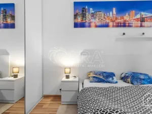 Prodej bytu 2+kk, Praha - Uhříněves, Oty Bubeníčka, 51 m2