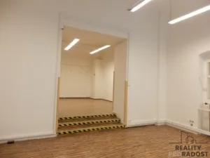 Pronájem obchodního prostoru, Brno - Brno-město, 105 m2