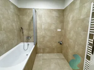 Pronájem bytu 3+kk, České Budějovice, tř. 28. října, 76 m2