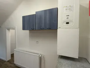 Pronájem bytu 1+1, Opava, Krnovská, 40 m2