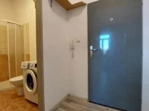 Pronájem bytu 1+kk, Valašské Meziříčí, Husova, 33 m2