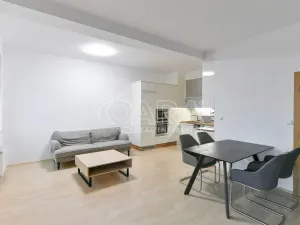 Pronájem bytu 4+kk, Praha - Libeň, Českomoravská, 116 m2