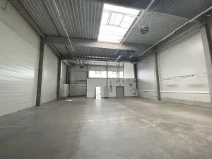 Pronájem obchodního prostoru, Hradec Králové - Slezské Předměstí, Bratří Štefanů, 864 m2