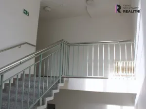 Pronájem kanceláře, Karlovy Vary, T. G. Masaryka, 42 m2