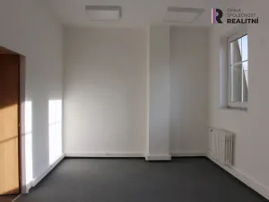 Pronájem kanceláře, Karlovy Vary, T. G. Masaryka, 28 m2