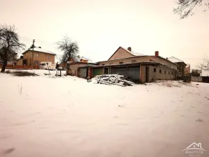 Prodej rodinného domu, Rozsochy, 300 m2