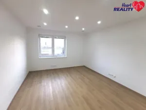 Pronájem bytu 2+1, Štítina, Palackého, 61 m2