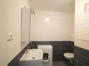 Pronájem bytu 1+kk, Praha - Holešovice, Tovární, 34 m2