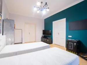 Pronájem bytu 2+1, Praha - Nové Město, Na výtoni, 85 m2