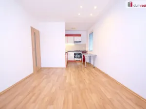 Pronájem bytu 2+kk, Praha - Michle, Podle Kačerova, 41 m2