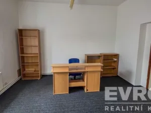 Pronájem komerční nemovitosti, Kolín - Štítary, Na Návsi, 106 m2