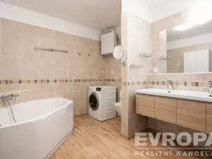 Prodej bytu 3+1, Praha, 133 m2