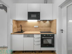 Prodej bytu 1+kk, Praha, Seifertova, 32 m2