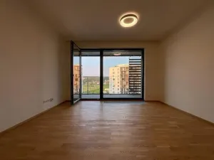Pronájem bytu 1+kk, Praha - Modřany, Vorařská, 32 m2