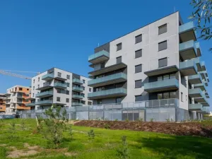 Prodej bytu 2+kk, Praha, Čakovická, 42 m2