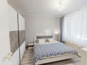 Prodej bytu 3+1, Humpolec, Lužická, 69 m2