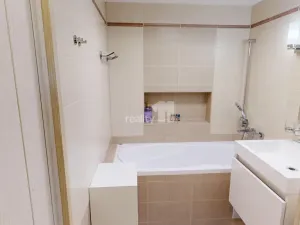 Prodej bytu 3+1, Humpolec, Lužická, 69 m2