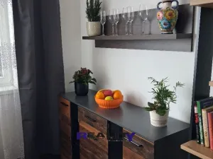 Pronájem bytu 2+1, Žatec, Husova, 64 m2